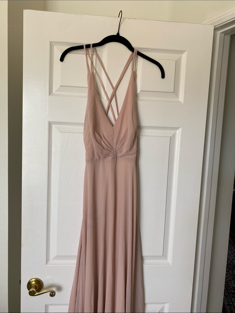 In great condition size S Sleeveless Blush Pink Strappy V-Neck Maxi Dress